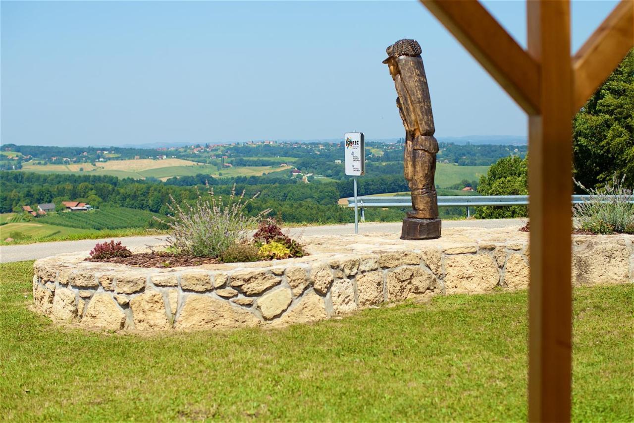 Tourist Farm Apartments Lovrec Jirsovci Esterno foto