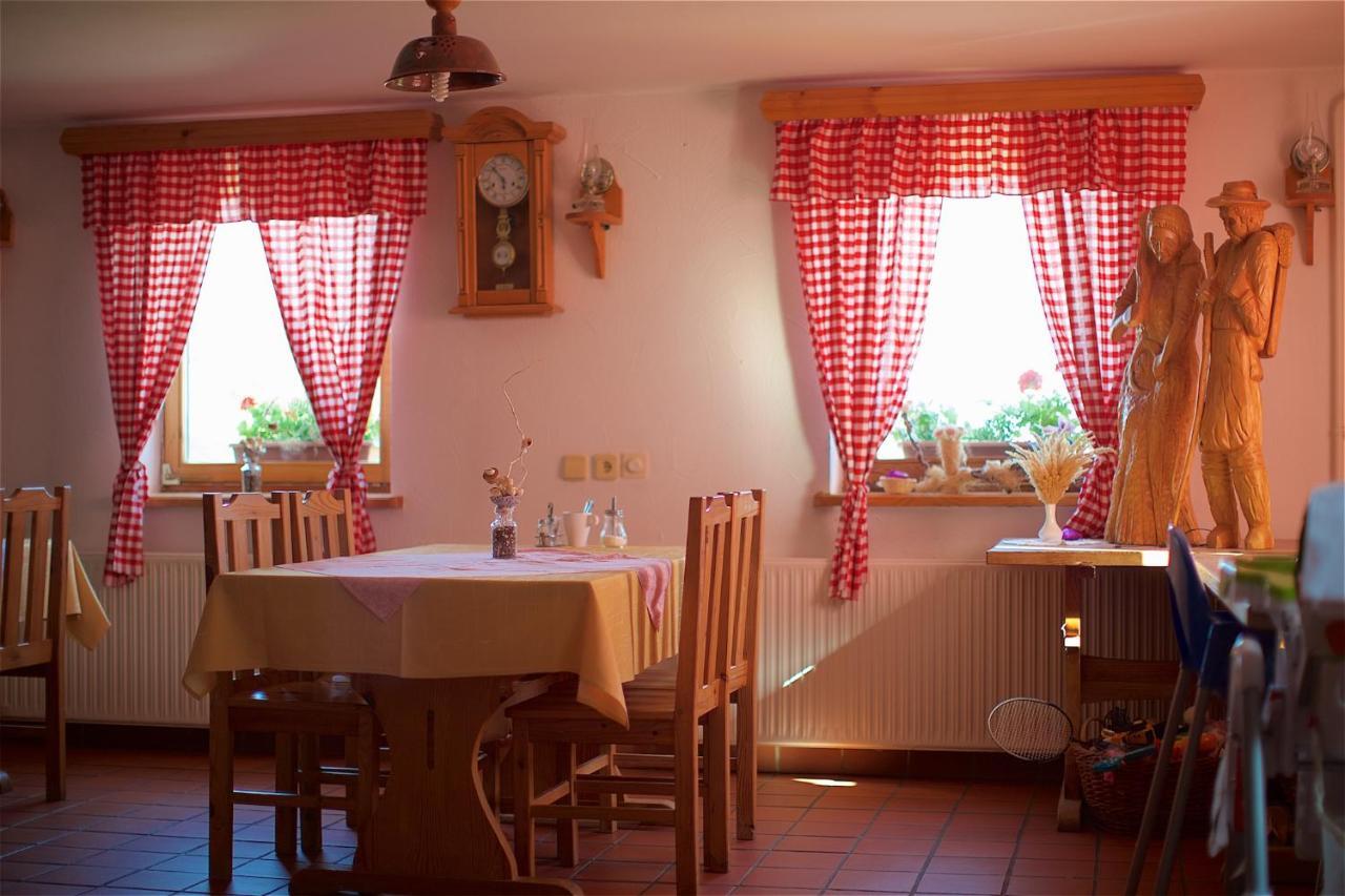 Tourist Farm Apartments Lovrec Jirsovci Esterno foto